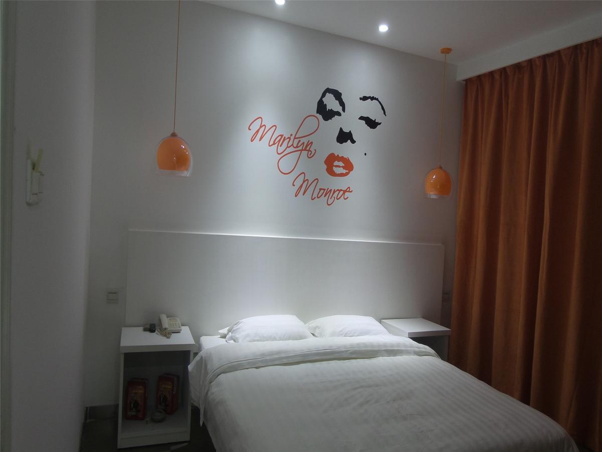 V8 Hotel Xicun Subway Branch Kanton Exterior foto